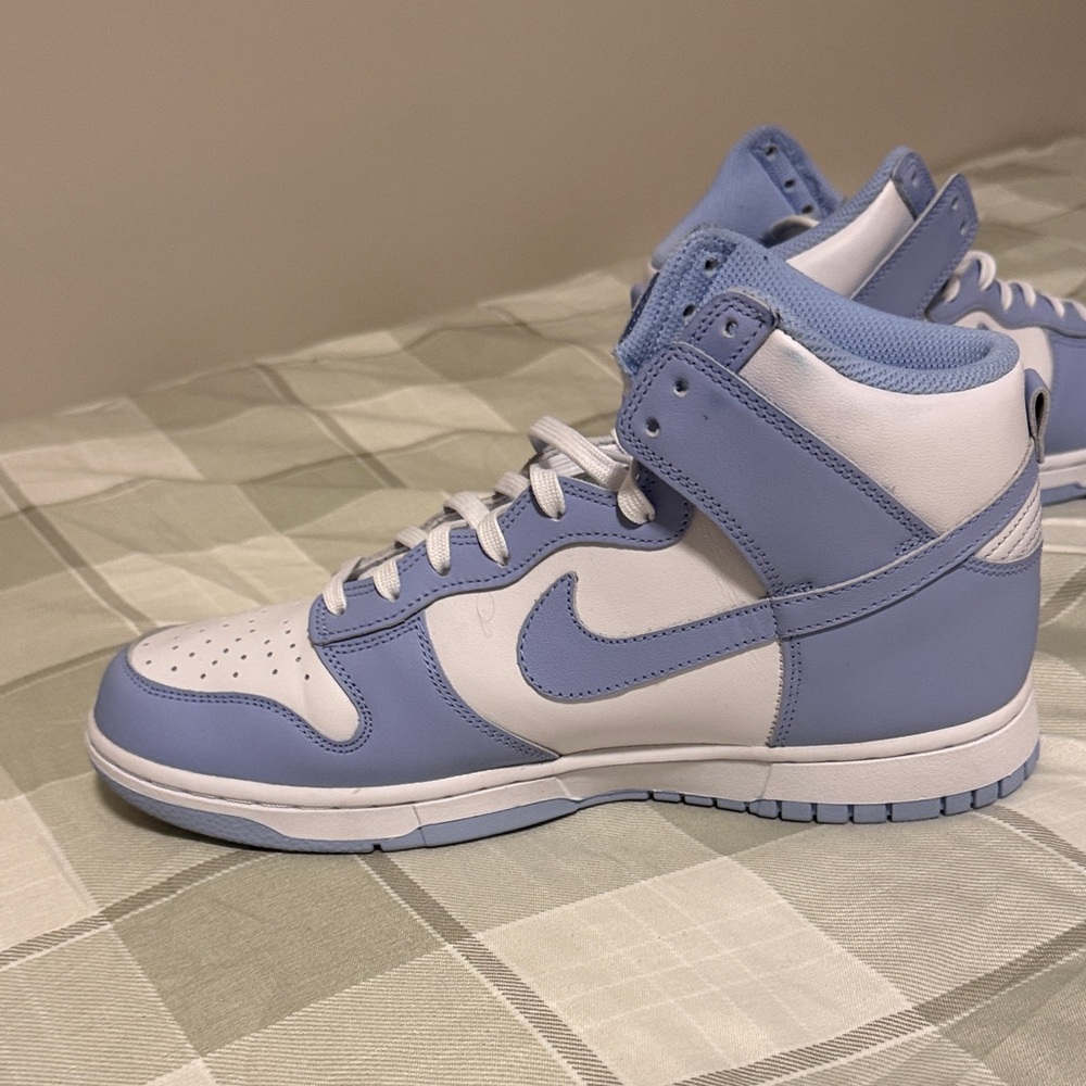 Nike High-Top Sneakers in White and Light Blue - Picture 10 of 12